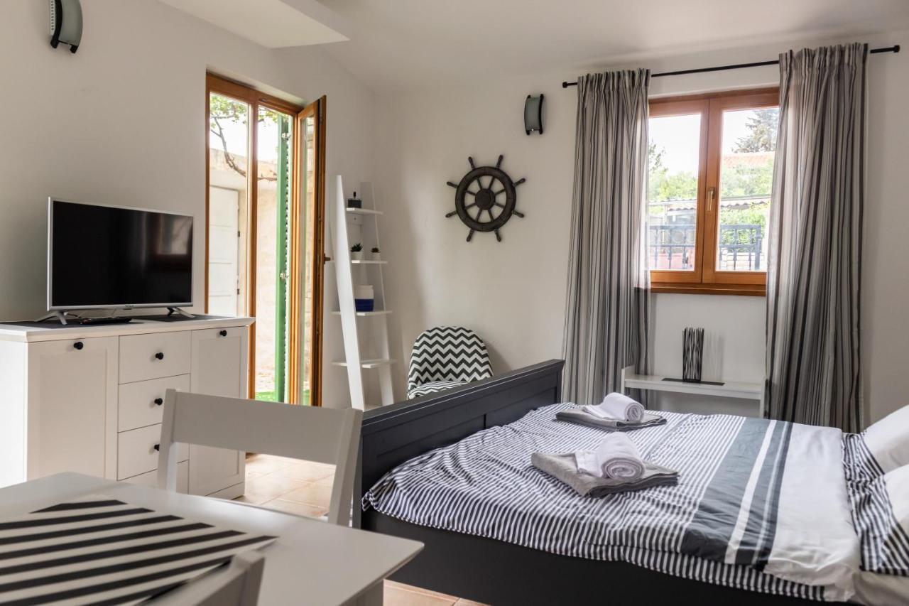 Apartments Summer Touch Petrčane Dış mekan fotoğraf