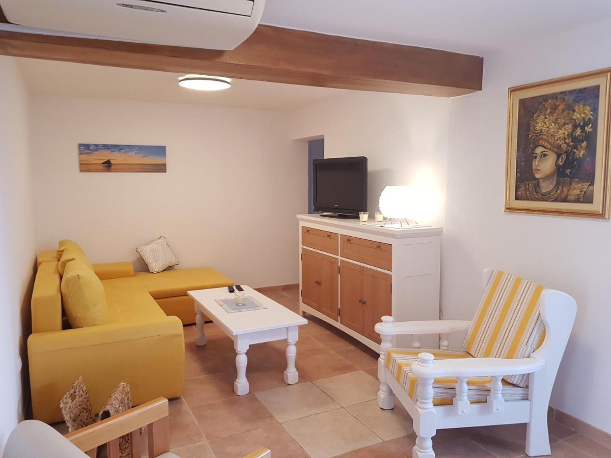 Apartments Summer Touch Petrčane Dış mekan fotoğraf